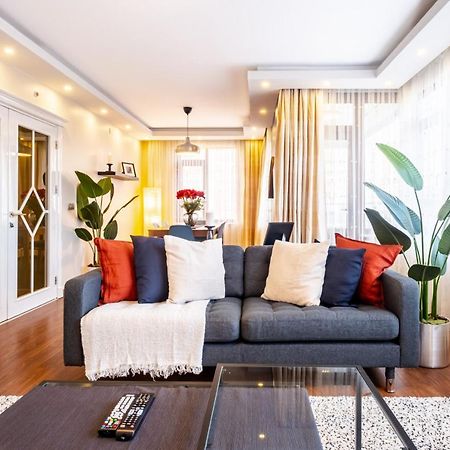 Apartament Captivating Flat With Balcony Near Besiktas Pier Stambuł Zewnętrze zdjęcie