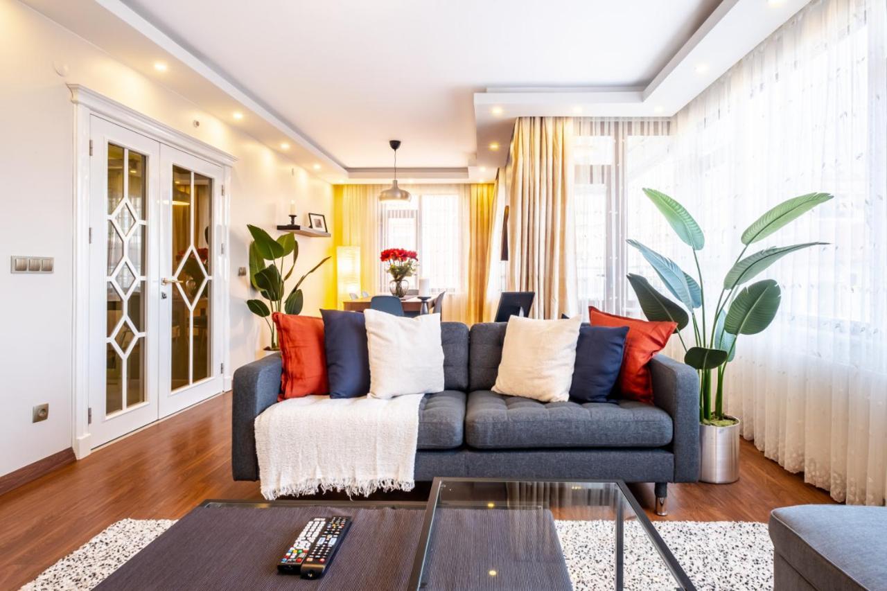 Apartament Captivating Flat With Balcony Near Besiktas Pier Stambuł Zewnętrze zdjęcie